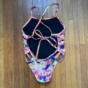 Jolyn Nico 2 One Piece